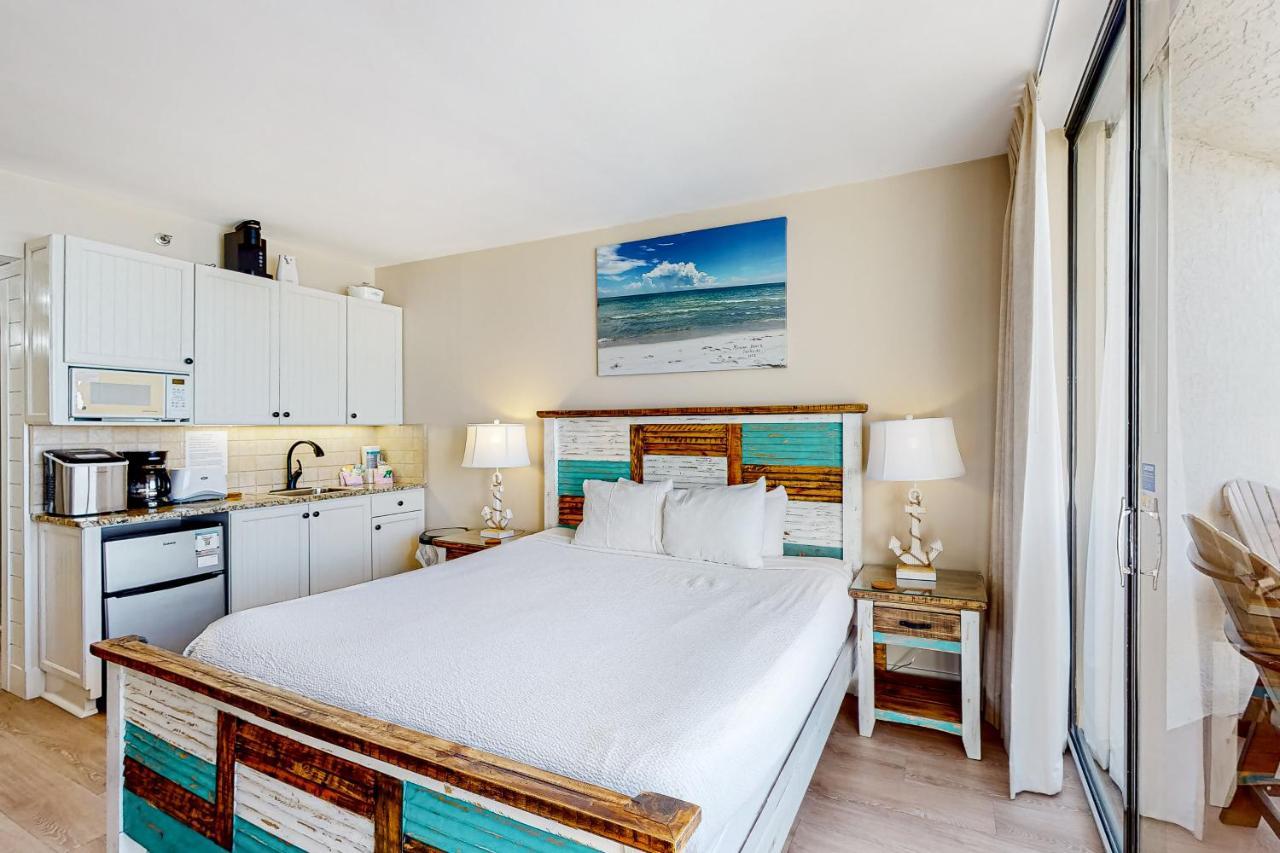 מיראמר ביץ' Surfside Resort מראה חיצוני תמונה
